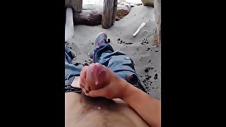 Jerk off at the beach