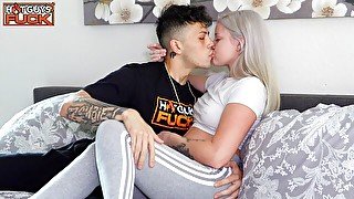 BLONDE PAWG HALLE STORM GETS FRANCO STYLES SWEATY IN THE BEDROOM