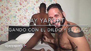 Metiéndole dildo - Jay Yaport 