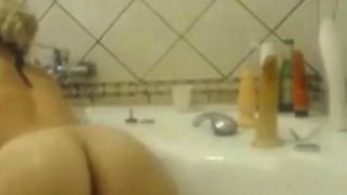 Hot MILF does a Amature Shower Enema