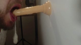 Straigh Guy sucks dildo! Watch this sloppy Cocksucker deepthroat! Would you let him suck your cock?