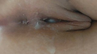 Cum leaking out from girlfriend after deep creampie