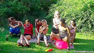 Donna Joe, Jenny Simons And Leila Smith In Oiled Up Sluts 1
