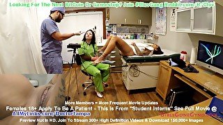 $CLOV - Nurse Lenna Lux Examines Standardize Patient Stefania Mafra While Doctor Tampa Observes Her