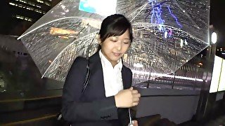 【超SSS激カワ会社員】***清潔感が逆にエロい】ななちゃん参上！仕事帰りにAV出演する彼女の応募理由は『最近、婚約が破談になりまして…』