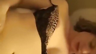 Elle se fait enculer par Step son mari pour la St Valentin