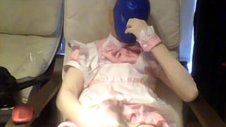 Female mask breath play