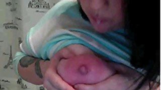 WebCam Gurl: Nipple use (1-2)