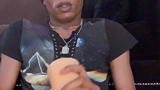 Ebony Tranny Ts Solo Jackoff bbc handjob