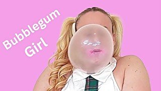 Bubblegum blowing big bubbles ASMR