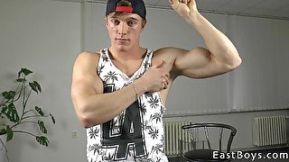 Larry McCormick - Flexing - Handjob