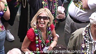 SpringBreakLife Video: Mardi Gras Flashers