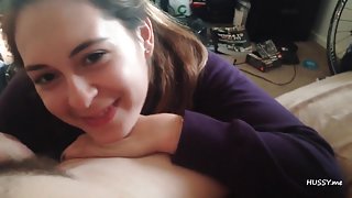 Cutie sucking big boyfriends dick