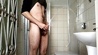 pissing a lot/ almost got caught, watch till the end!!