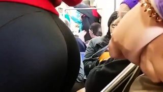 INCREDIBLE - Round Bubble Butt Teen on the Train