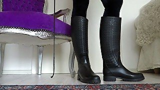 Wellington's Mistress - Cum on my rubber boots