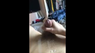 Twink Jacks Off in Bed HUGE CUMSHOT