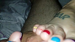 Rainbow toes footjob with cumshot