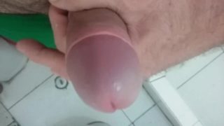 a bear handjob with creamy milk / Paja de oso con leche cremosa