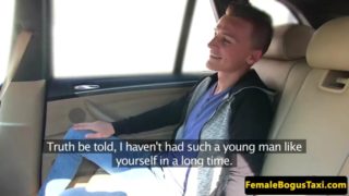 European cabbie pussyfucked on the backseat