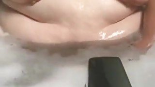 SSBBW teases in bathtub then goes and smokes outside