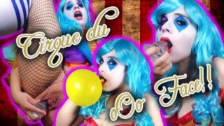 Crazy Clown Kiwwi blows on balloons and dick! Can I make your cock POP!?