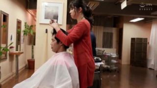 Sweet Japanese hairdresser having wild sex with a customer