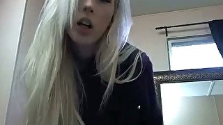 My sex starved girlfriend never wastes my time when we chat on cam