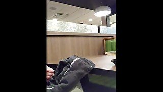 Jerking in restaurant