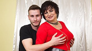 Hot Housewife Sucks And Fucks Her Toyboy - MatureNL