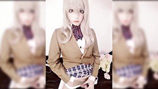 女装男子が女子制服を着てオナニー❤