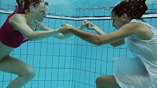 Amazing erotic underwater video with hot and sexy teens