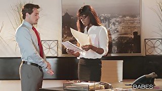 Ebony secretary Ana Foxxx gets her pussy fucked by her boss