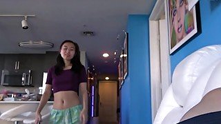 Tiny Step Sister Needs Relationship Advice - Kimmy Kim - Family Therapy - Alex Adams