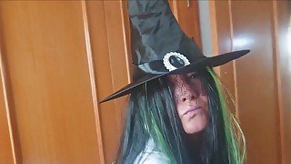 A short behind the scenes clip of me trying on my halloween costumes