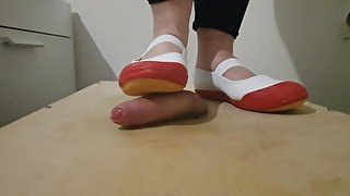 Cock Crush & Cum with UWABAKI Japanese Shoes