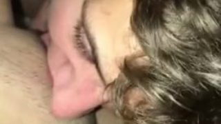 Amateur dude licking a shaved vagina