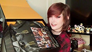 VLOG: Unboxing Pornhub 50k Achievement Varsity Jacket