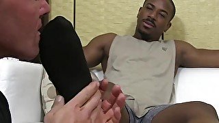 Muscular tattoed gay licks black feet until he shoot jizz