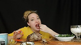 СОБЛАЗНЮ И РАССЛАБЛЮ: шея барашка  asmr  mukbang  먹방