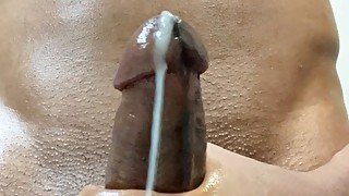 Huge cum shot after 3 weeks of abstinence