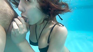 UNDERWATER BLOWJOB! HORNY COLLEGE TEEN FUCKS THE POOL BOY WHILE HER PARENTS ARE OUT!