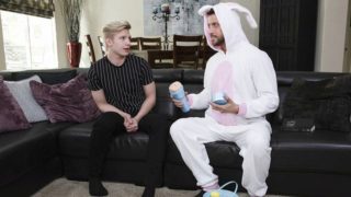 Bunny costume hottie Johnny Ford fucks stepson Jace Madden