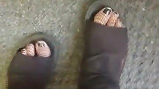 Giantess Creaking the Floor Walking Around in Sandals