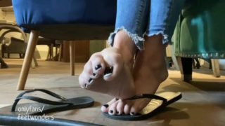 Flip flop tease in the coffee shop 