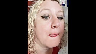 Deborah Drako - Cute Chubby Tattooed Housewife - Cumpilation