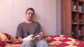 Dude with an injured arm has to take dick in POV