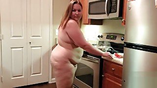 Naomi Cooking Step daddy Dinner