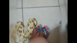 @tici_feet IG ticii_feet ticii feet showing new havaianas flip flops (preview)