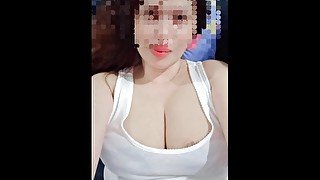 Pinay mom masturbating till she cum